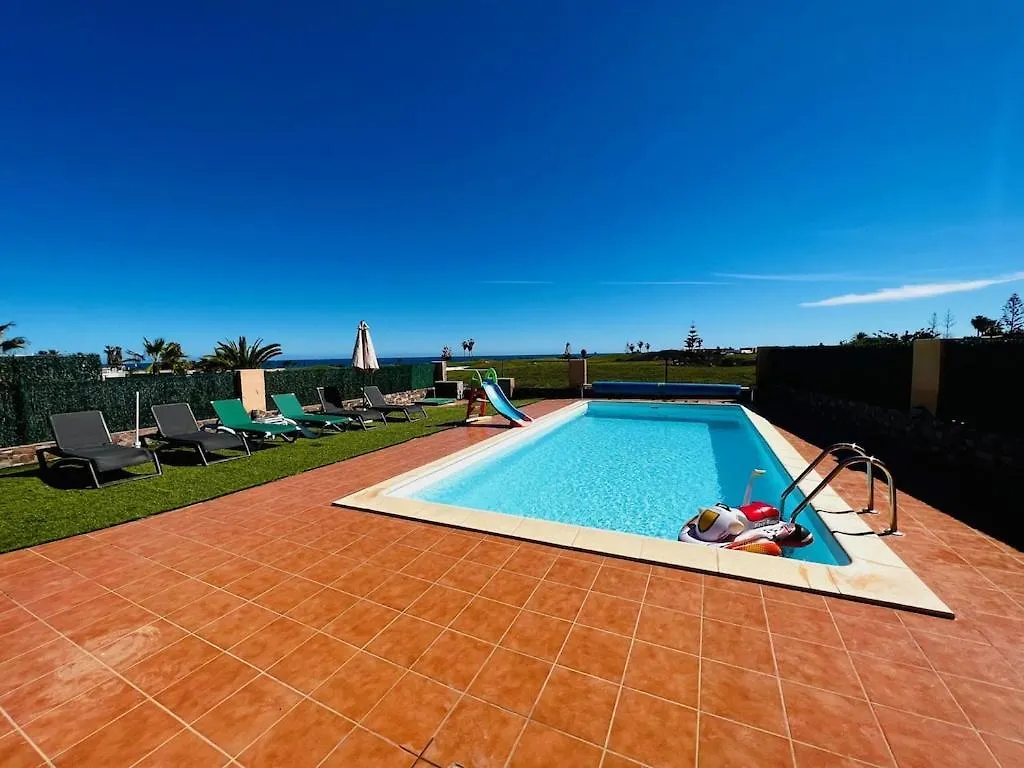Villa Irina Caleta De Fuste 0*,  İspanya